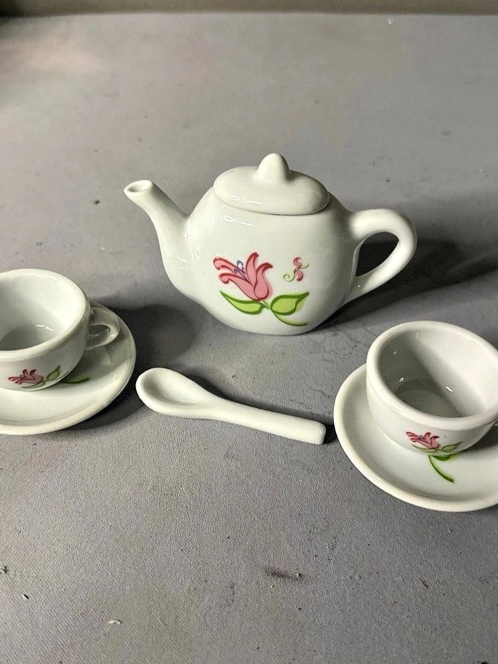 7-pieces Toysmith Lil' Tea Tote Set Floral Tea Set